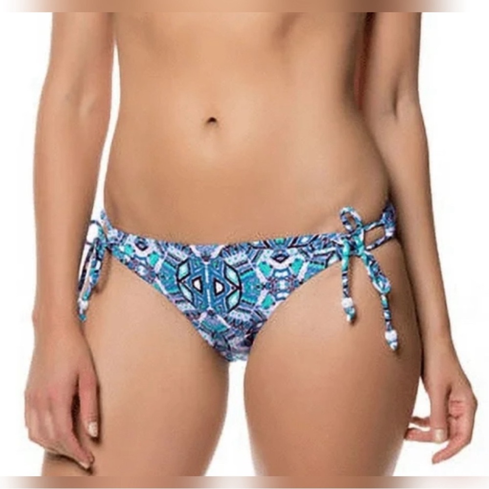 Women’s Size XL Jessica Simpson Kaleidoscope Side Tie Hipster Bikini In LT Pedal